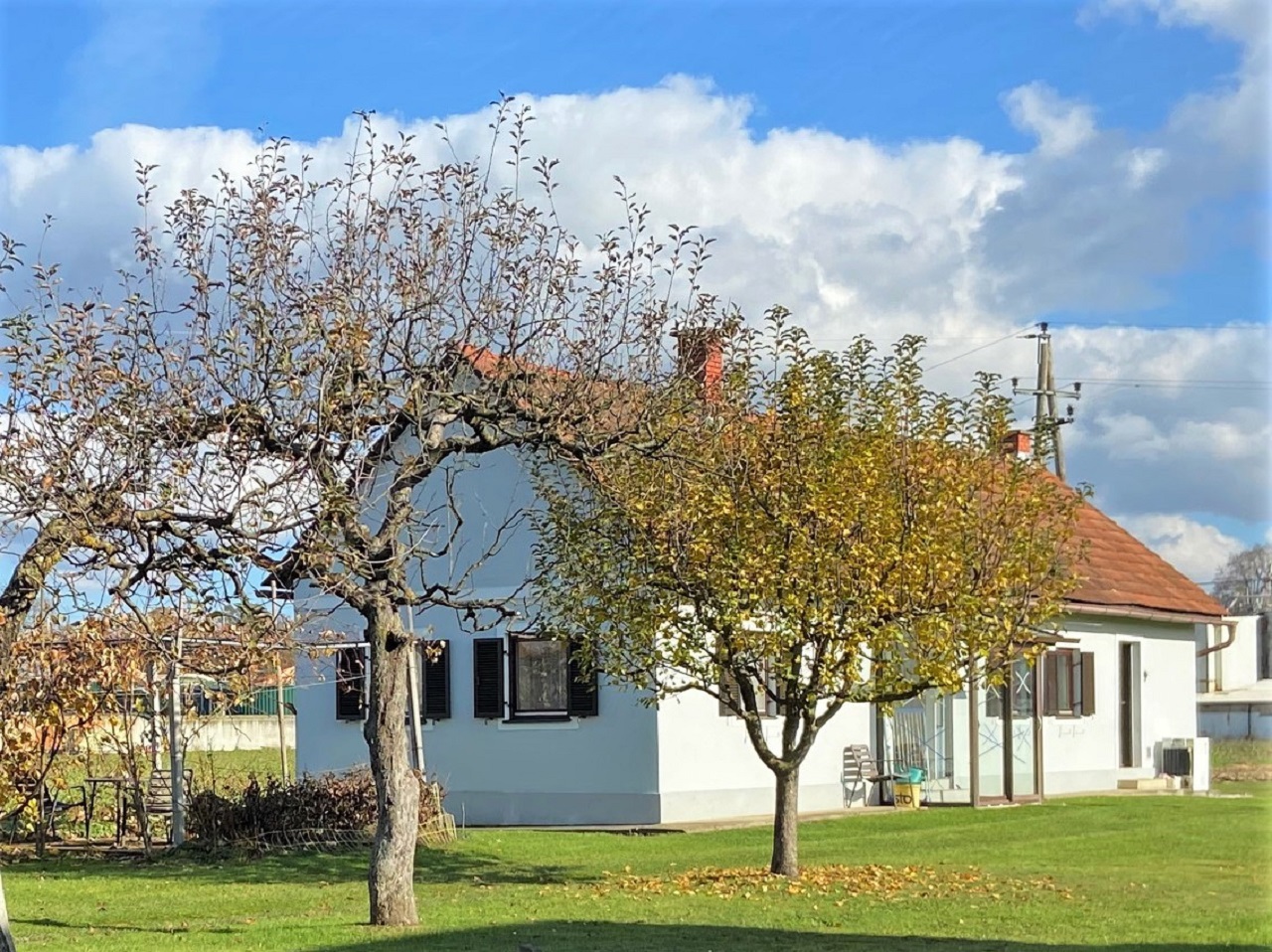 Kleiner Bauernhof mit Bauland in Dietzen